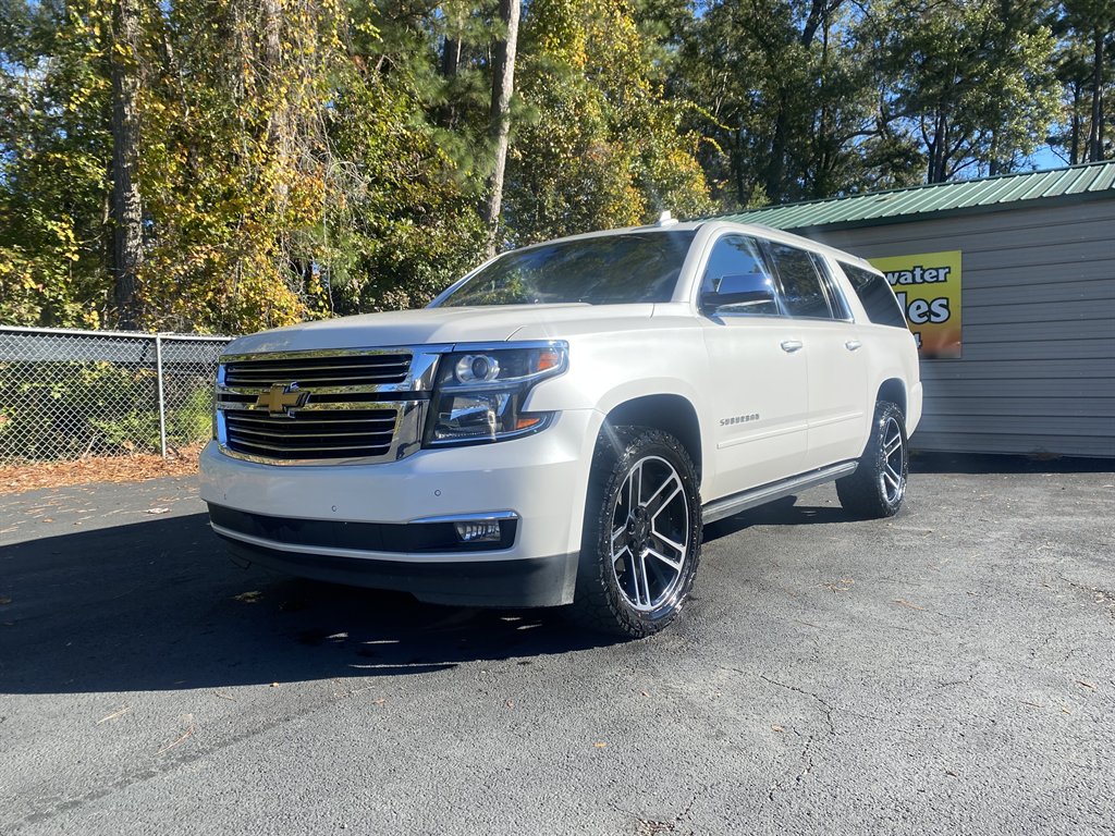 2018 Chevrolet Suburban Premier's photo